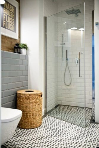 flooring ideas for a small bath 